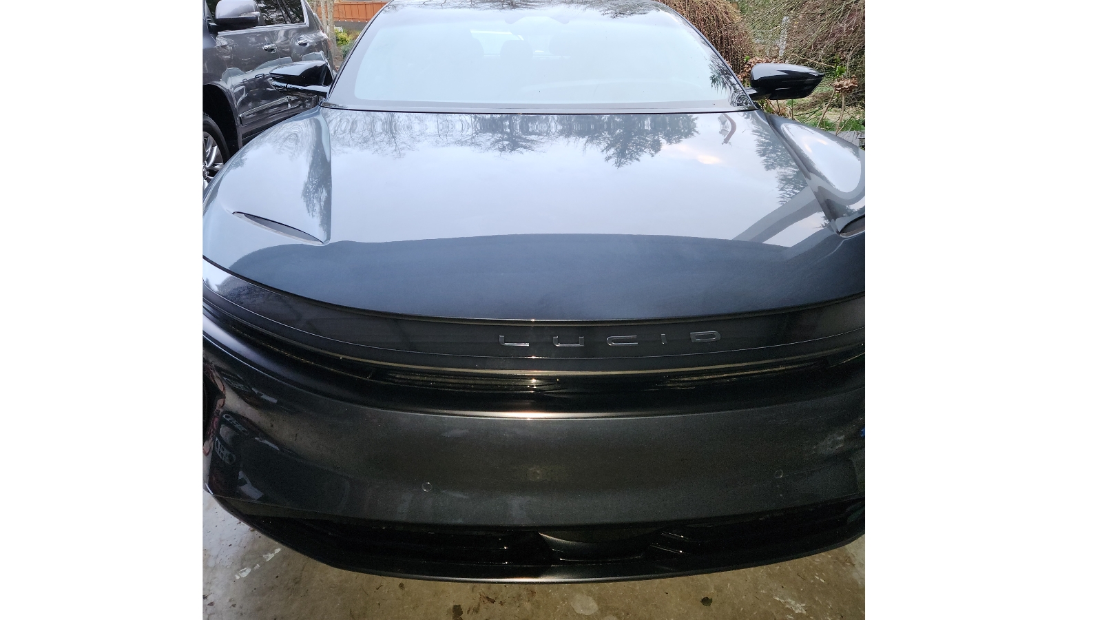 Lucid car front end